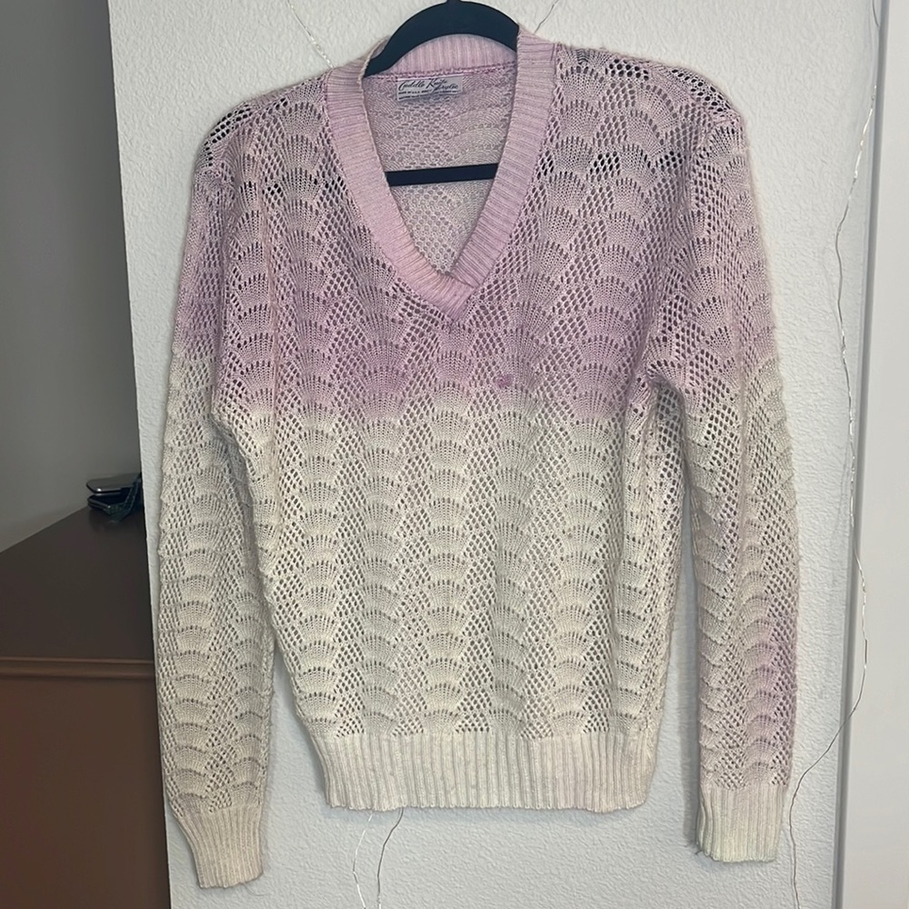 *Free Gift W Purchase* Vintage lavender and white sweater. Size large.